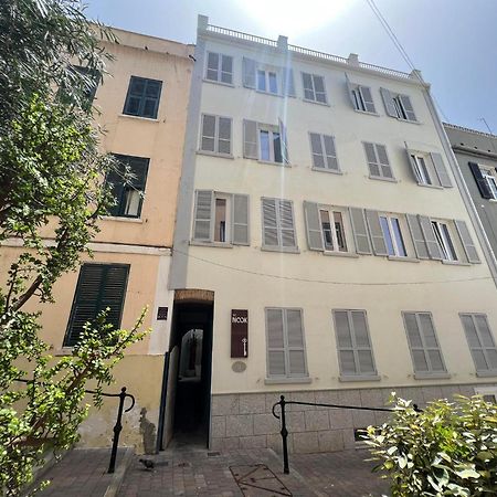 Peaceful 1Br With Shared Terrace At The Nook Lejlighed Gibraltar Eksteriør billede